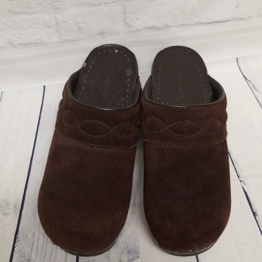 Land's End Clogs - Picture 3 of 6
